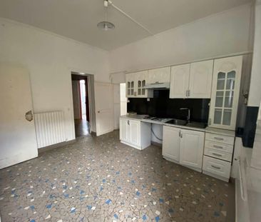 Location Appartement 4 pièces 97m² - Photo 3