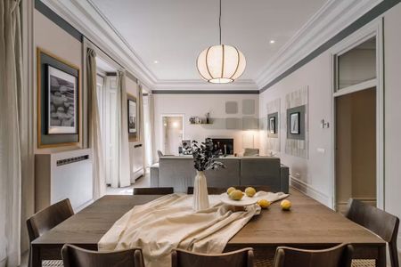 Calle de Hortaleza, Madrid, Community of Madrid 28004 - Photo 3