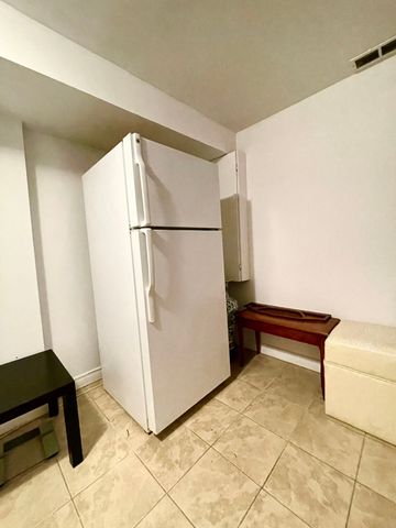 For Lease - 82 Maresfield Drive Unit# Bsmt, Toronto, Ontario - Photo 2