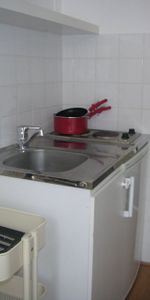 Location Appartement 1 pièce 9m² - Photo 3