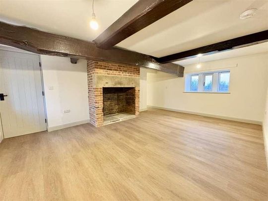 Bark House Lane, Cawthorne, Barnsley, S75 - Photo 1