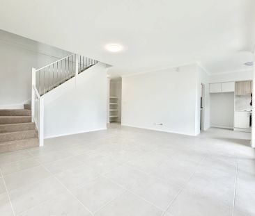 Brand-New, Effortless Modern Living in a Light-Filled Family Home - Photo 3