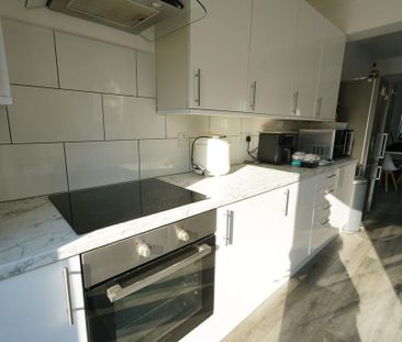 1 bedroom in a house share to rent - Photo 6