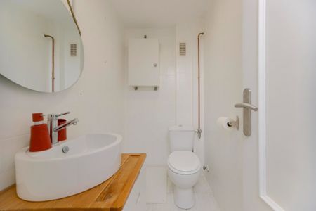 Room for students located in the heart of Valencia - Photo 2