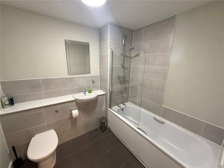 Property to rent - Photo 4