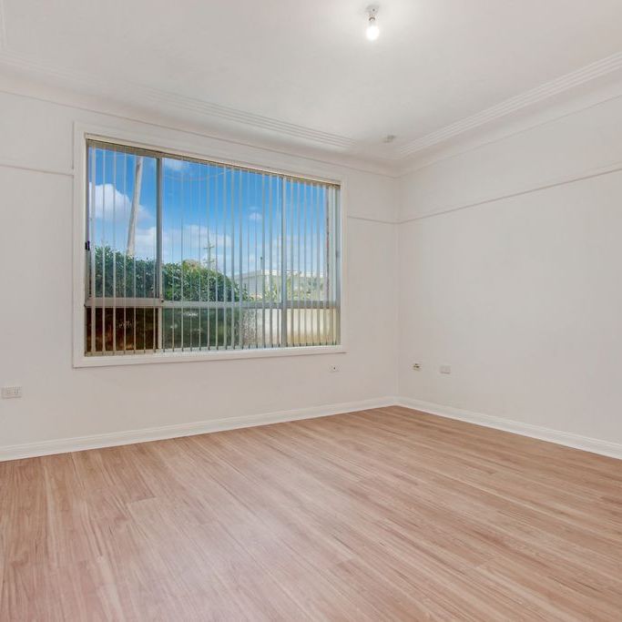 Prime Position - Photo 1