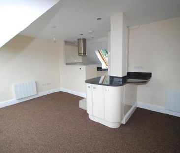 3 bedroom apartment to rent - Photo 1