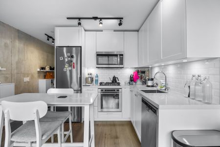For Lease - 55 Ontario Street Unit# 715, Toronto, Ontario - Photo 2