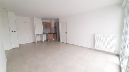 location Appartement T3 DE 56.95m² À MONDONVILLE - Photo 3