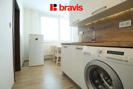 Pronájem bytu 3+kk 61 m - Fotografie 3