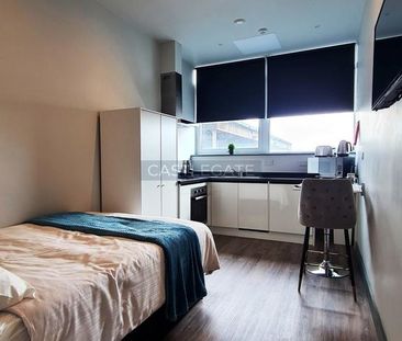 Studio to rent - Photo 4