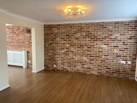 Castleford Close, Beddau, Pontypridd, CF38 - Photo 4