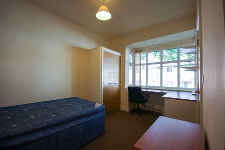 5 bedroom semi-detached house to rent - Photo 3