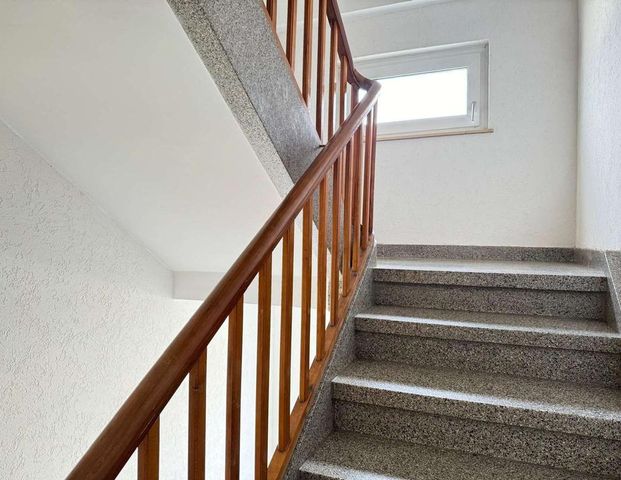 HAGEN - EILPE: GEMÜTLICHE 2 – ZIMMER DACHGESCHOSS - WOHNUNG MIT GARTENMITBENUTZUNG! - Foto 1