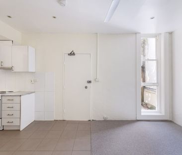 Affordable studio and a village lifestyle - Photo 4