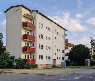 Niedliche 2-Zimmer-Wohnung mit durchdachtem Grundriss // 3.OG links - Photo 1