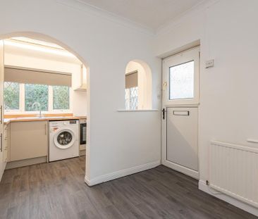 2 bedroom bungalow to rent - Photo 3