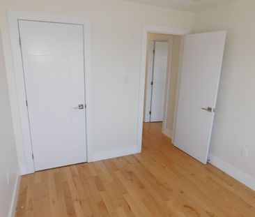 FOR RENT – 129 Eliza Ritchie Crescent, Halifax, Nova Scotia - Photo 4