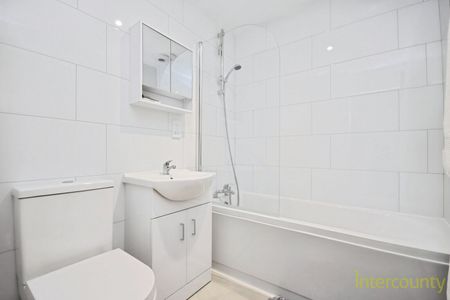 Church Field, CB11, Saffron Walden - Photo 5