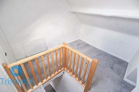 3 bed Mid Terraced House for Rent - Photo 4
