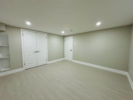 For Lease - 38 Howarth Avenue Unit# #Basement B, Toronto, Ontario - Photo 4