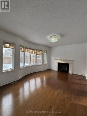 276 THE BRIDLE WALK - Photo 1