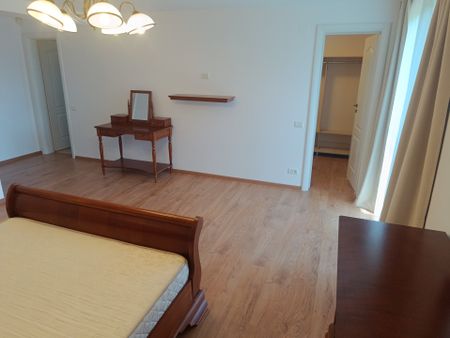 Vila 4 camere in Snagov, suprafata utila 240 mp, suprafata teren 1100 mp. - Photo 5