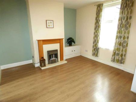 2 Bedroom Terrace House to Rent in Higher Walton - Photo 2