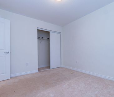 For Lease - 51 Cisco Drive, Whitby, Ontario - Photo 4