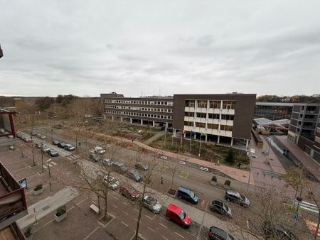Genk-centrum, Dieplaan 29 bus 28 - Gezellig appartement met 1 slaapkamer (47 m2) en kelderberging. - Photo 3