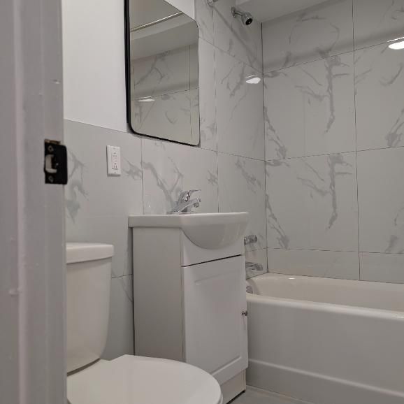 Rosemont, grand 3 1/2 rénové, chauffage inclus - Photo 1