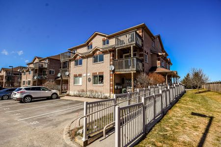 For Lease - 87 Goodwin Drive Unit# 2, Barrie, Ontario - Photo 4