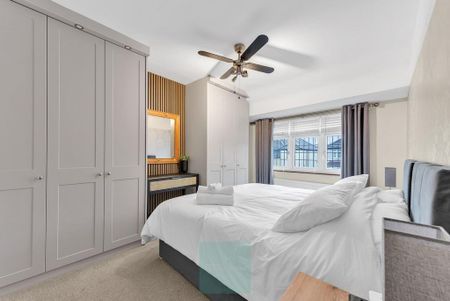 4 bedroom semi-detached house to rent - Photo 5