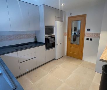 2 Bedroom Apartment For Rent in Benahavís, Málaga - Photo 5