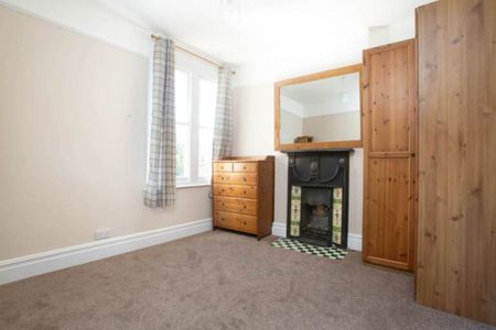 Glencairn Road, London, SW16 - Photo 3