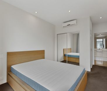 Modern Subiaco Living with Space, Style & Convenience - Photo 3