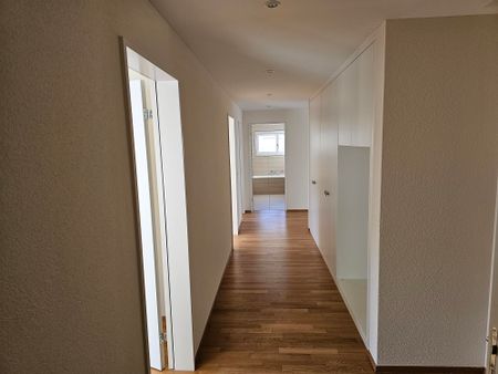 4.5-room apartment in the residential park Leuenfeld - Photo 4