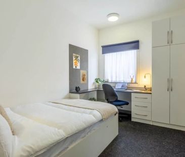 4 Bed Ensuite - Photo 6