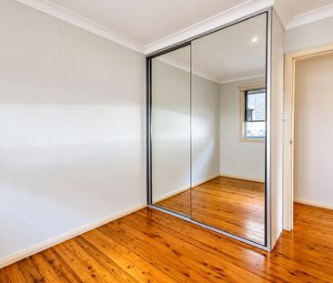Space, Comfort & Convenience - Photo 6