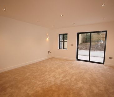 Tresahar Road, Falmouth - Photo 1