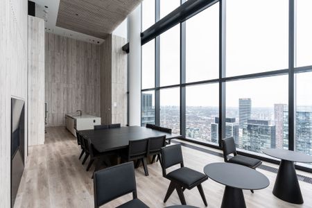 For Lease - 55 Charles Street Unit# 3704, Toronto, Ontario - Photo 4