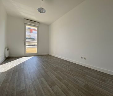 Location Appartement 2 pièces 45m² ST JEAN DE BRAYE 45800 - Photo 5