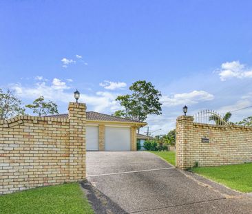 Spacious Family Home on Large Block - Photo 6