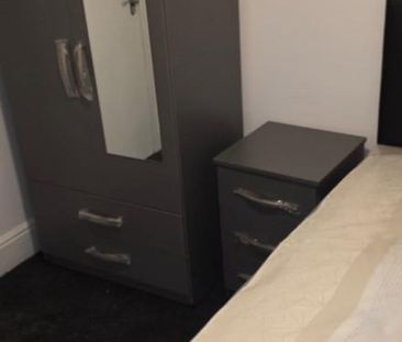 4 bedroom house to rent - Photo 2