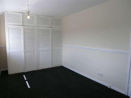 Coppice Road, Cradley Heath, B64 - Photo 4