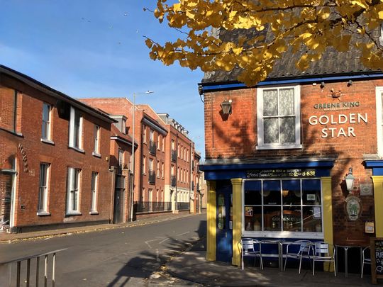 Penthouse Apartment to let in Norwich with private roof terrace - Photo 1
