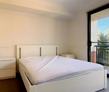 Little Secondary Bedroom - Photo 5