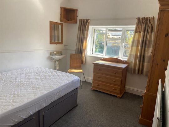 4 bedroom house to rent - Photo 1