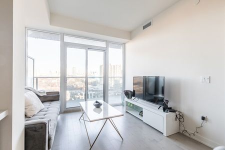 Queen Street West - Photo 4