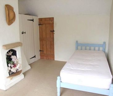 2 bedroom cottage to rent - Photo 2